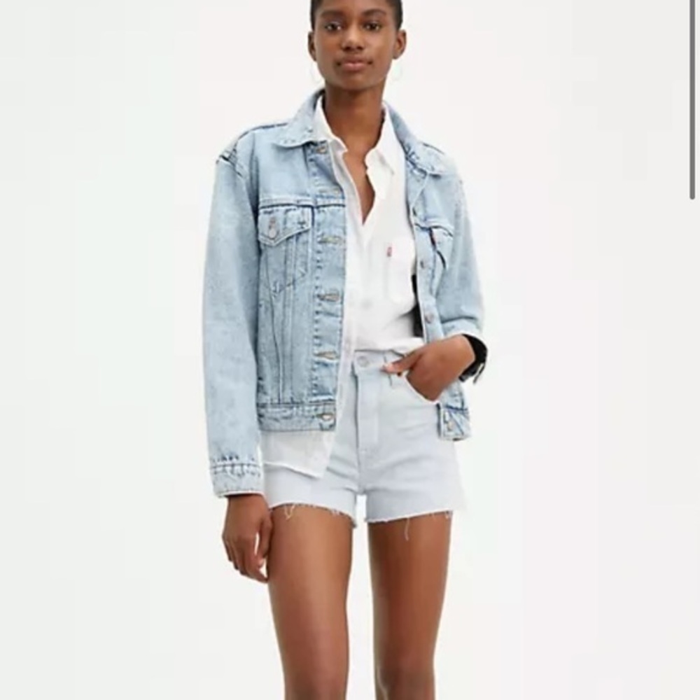 HIGH RISE SHORTS